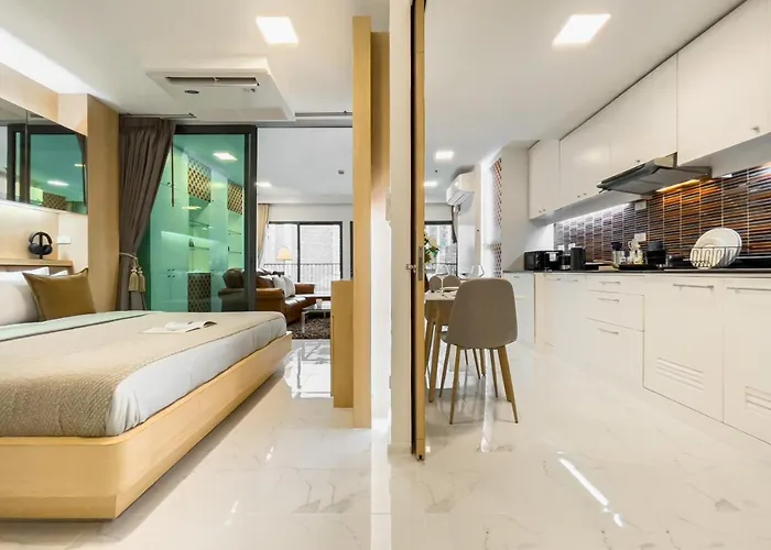 Bts Thong Lol Large 52 Sqm L Pool And Gym L Sontana * Bangkok